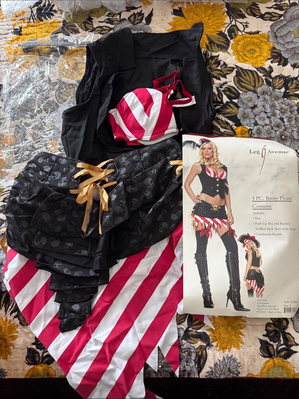 NWT Leg Avenue Black & Red Pirate Costume - 3 Piece Booty Pirate Set Small